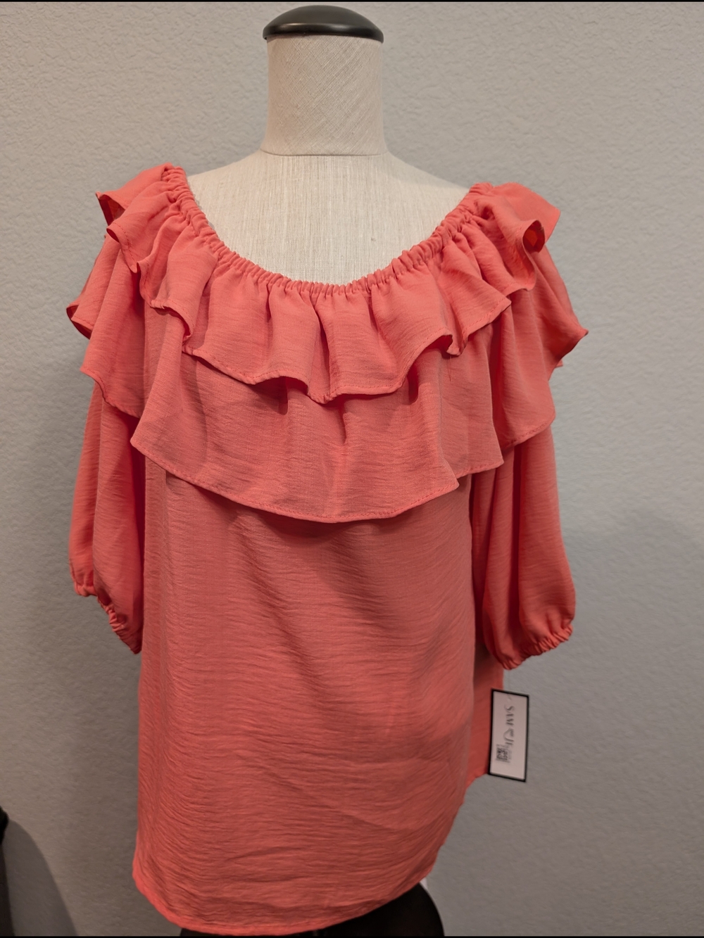 Women’s Sz M Ruffle Off-the-Shoulder Blouse in Coral Vacation Beach Feminine